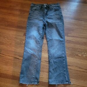 Risen Distressed Jeans